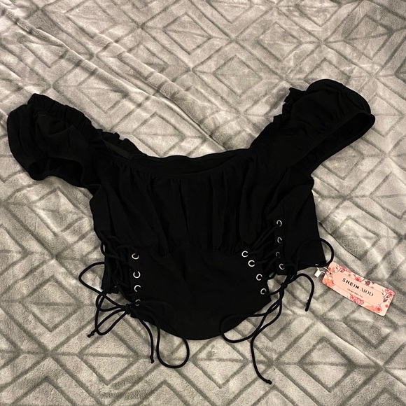 SHEIN Black Ruffled Off-Shoulder Top - Picture 1 of 2